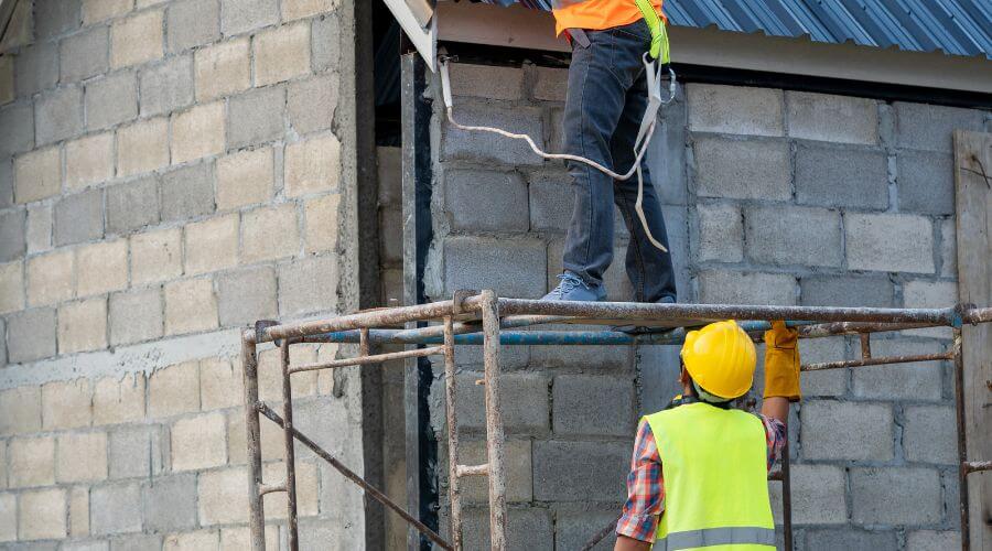 Professional residential roofers in Hollywood, FL